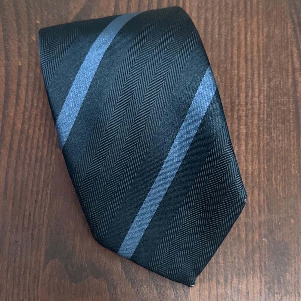 100% Silk, Vintage Blue Striped Necktie